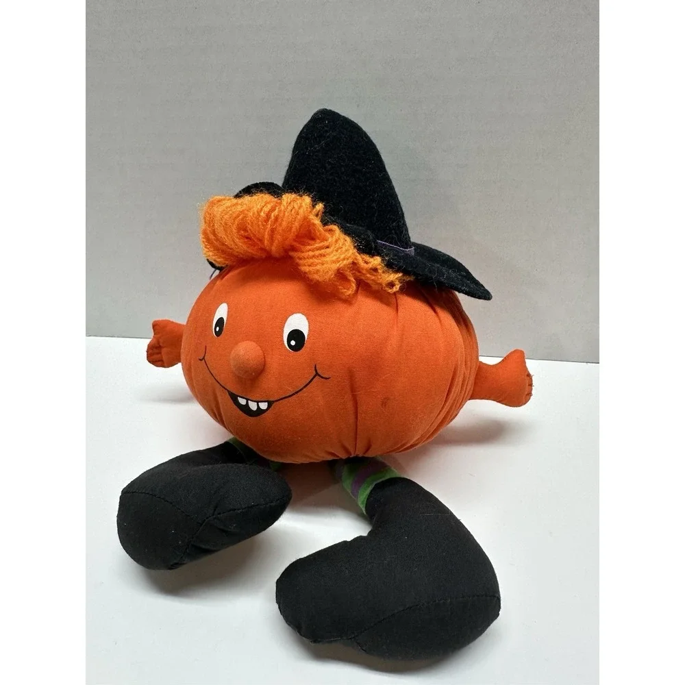 Vintage Hallmark Pumpkin Jack-O-Lantern Witch Halloween Bean Bag Plush Decor